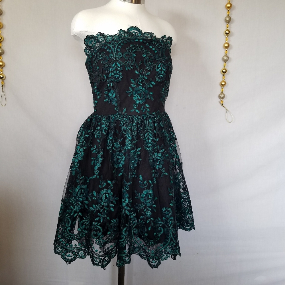 Say yes to the Dress Size 7